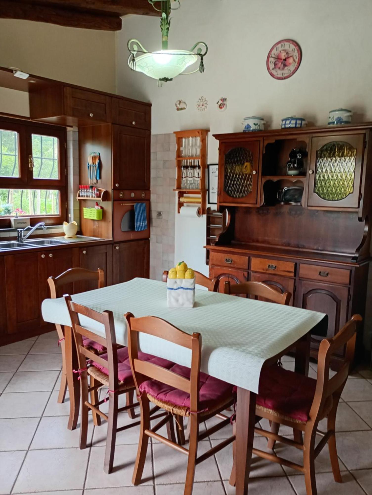 Independent Villa With Private Beach On The Lake บรักชาโน ภายนอก รูปภาพ