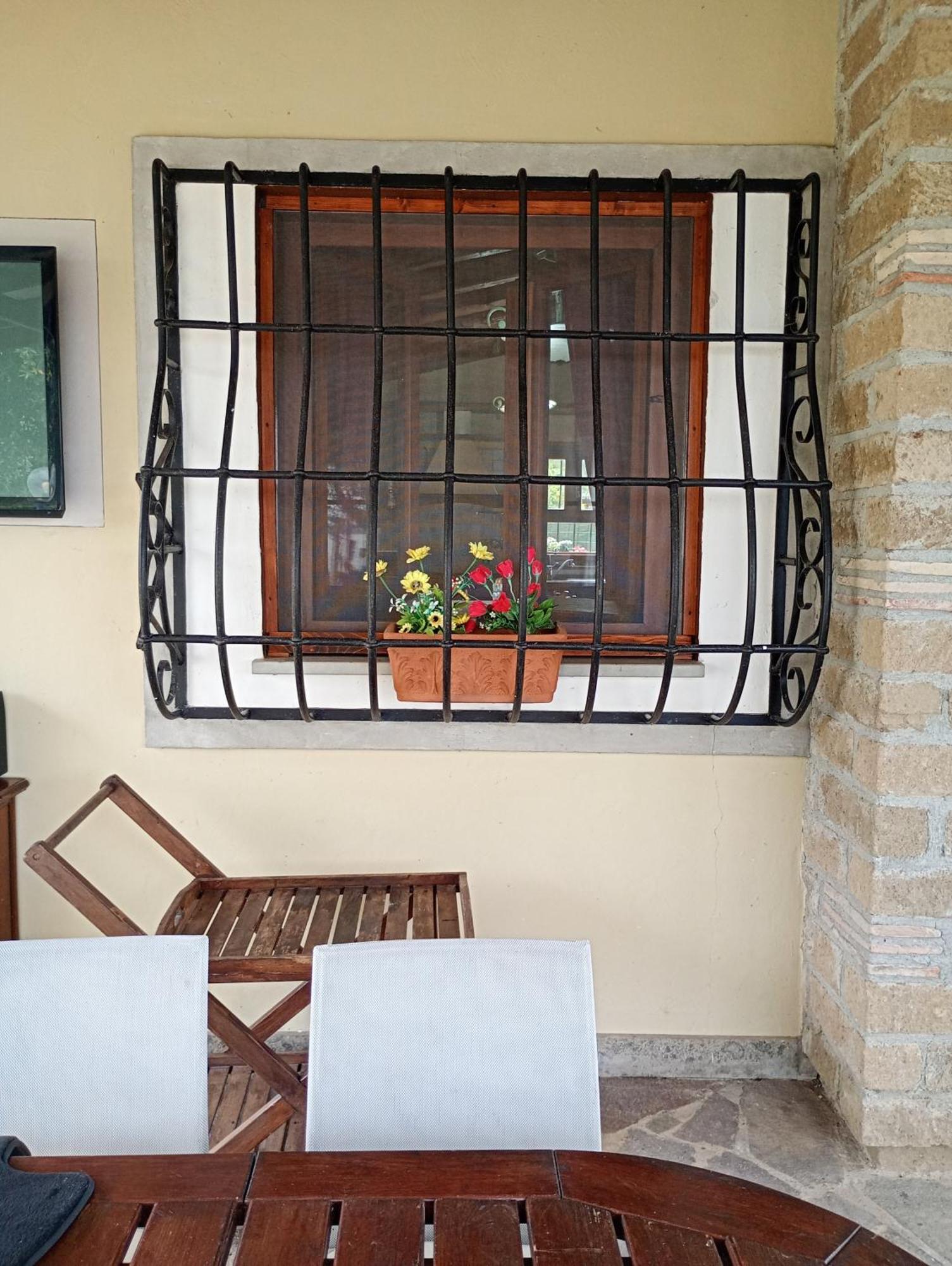 Independent Villa With Private Beach On The Lake บรักชาโน ภายนอก รูปภาพ